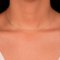 Collar delgado trenzado